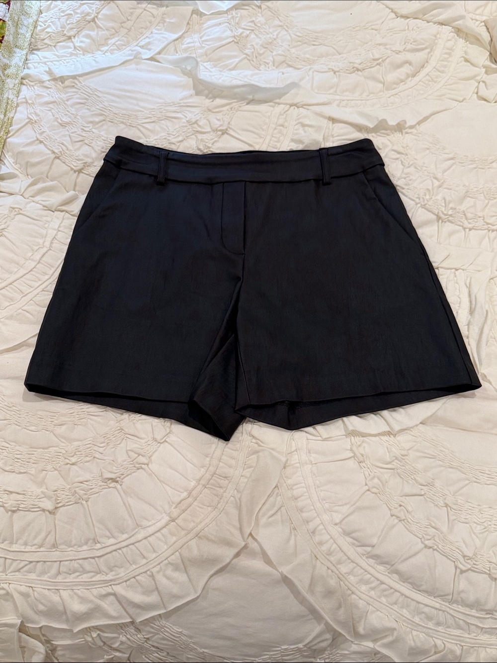 iltm I love Tyler Madison faux leather black shorts sz m